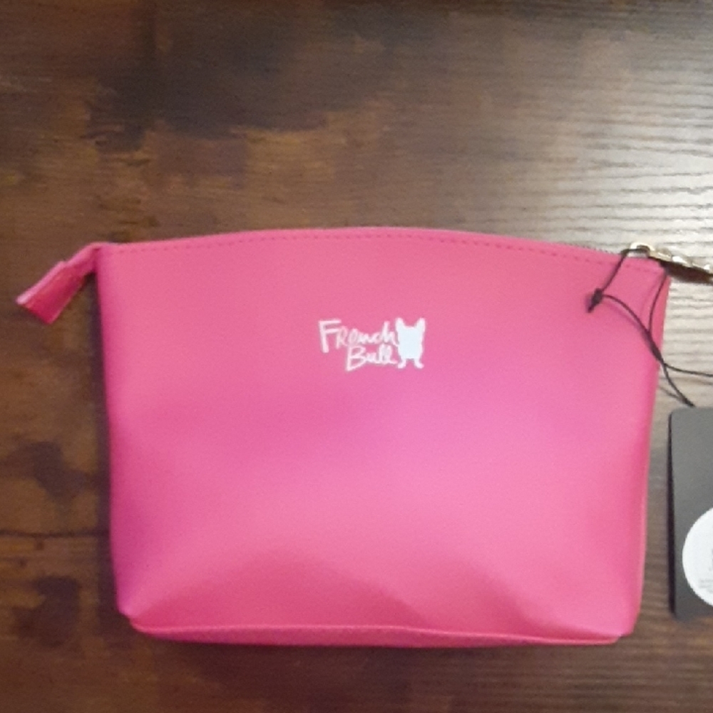 French Bull Cosmetic Bag, Betsey Johnson Facial Wipe, and 6 piece beauty bundle - Picture 6 of 12